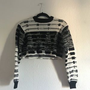 VINTAGE CROPPED KNIT SWEATER